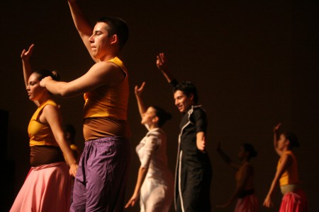 ETNOS - uma viagem cultural (2009)